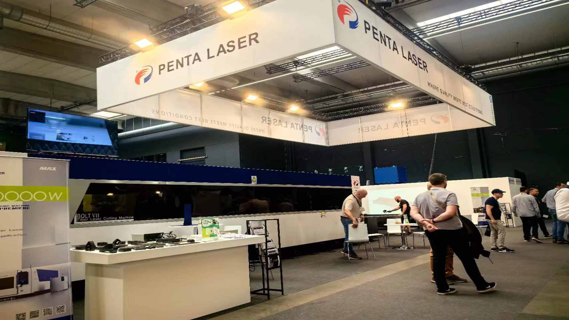 벨기에와 태국, 듀얼 전시회에서 공동 작업, Penta Laser BOLT 7 시리즈가 전 세계의 관심을 끌고 있습니다.